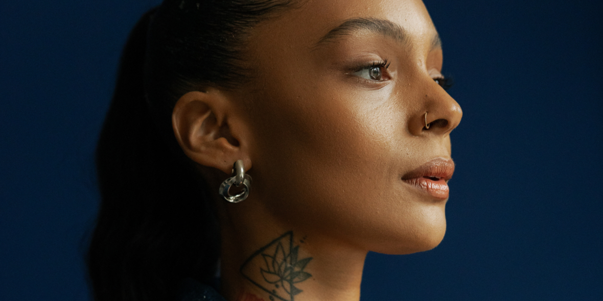 Zoë Livay: Nu beschikbaar voor besloten events!