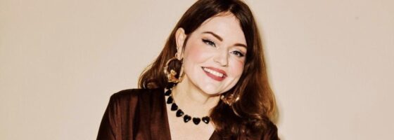 Jennie Lena: Te boeken met live band of als tape!